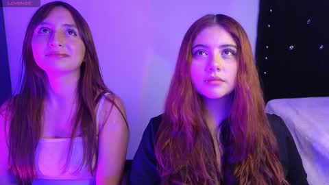 leah_moon11 online show from December 18, 2025, 4:18 am