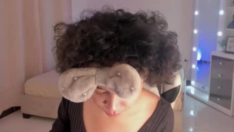 leahaltomm online show from February 16, 2025, 7:05 pm