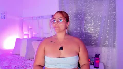 Snapshot of leahbarker chatting on January 9, 2026, 2:47 am Leah online show from January 9, 2026, 2:47 am