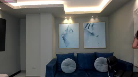 leahnovac online show from November 5, 2025, 11:10 am