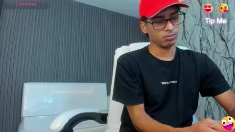 leam_1 online show from March 4, 2026, 3:23 am