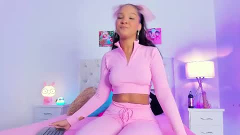 Snapshot of leana_lovings1 chatting on July 10, 2026, 11:02 am Leana online show from July 10, 2026, 11:02 am