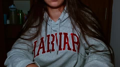 leanaalhub online show from February 2, 2025, 7:20 am