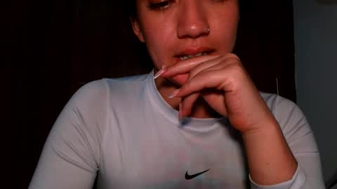 leanaalhub online show from September 30, 2025, 3:22 am