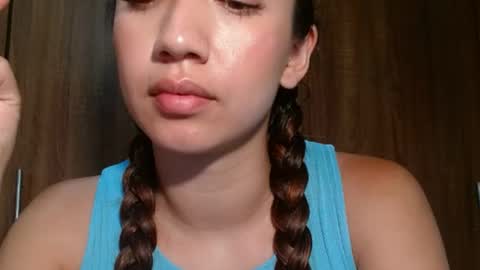 leanaalhub online show from June 5, 2026, 6:35 pm