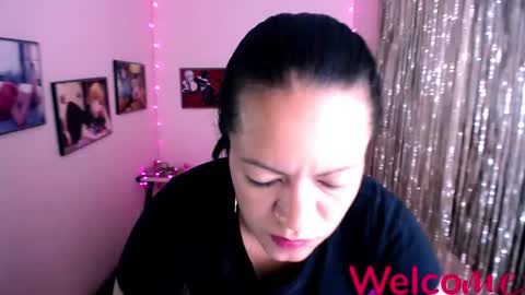 Leandra online show from January 21, 2025, 6:23 pm