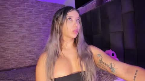 Snapshot of leandraxts chatting on November 29, 2025, 12:13 am Maria Leandra Lopeira online show from November 29, 2025, 12:13 am