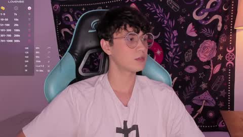 leaneseb online show from December 13, 2024, 11:28 pm