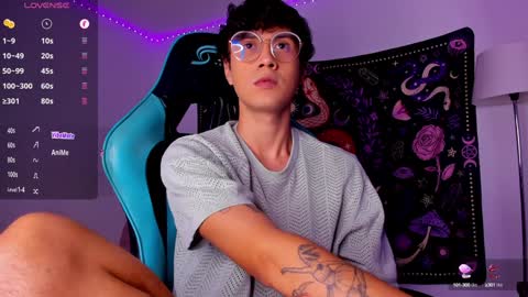 leaneseb online show from December 23, 2024, 6:27 pm