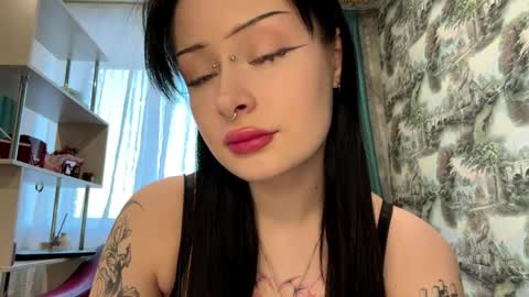 Snapshot of leanorabollman chatting on March 29, 2026, 3:12 pm Kiki online show from March 29, 2026, 3:12 pm