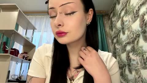 Snapshot of leanorabollman chatting on April 2, 2026, 3:09 pm Kiki online show from April 2, 2026, 3:09 pm