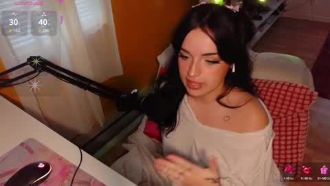 Lea Ray Pie online show from October 10, 2025, 8:52 pm