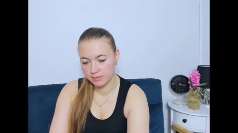 Lea online show from October 21, 2025, 4:08 pm