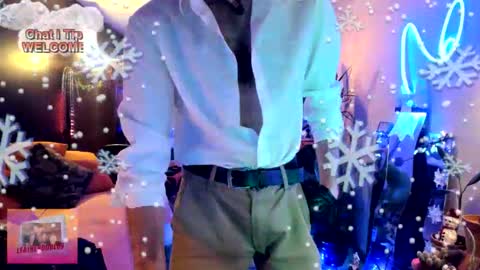 Snapshot of leatherdude69 chatting on December 11, 2024, 4:49 am leatherdude69 online show from December 11, 2024, 4:49 am