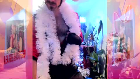 Snapshot of leatherdude69 chatting on December 16, 2024, 4:55 am leatherdude69 online show from December 16, 2024, 4:55 am