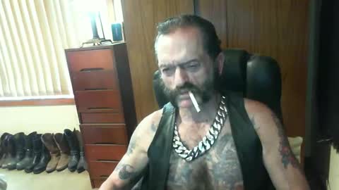 leathergreaser online show from December 8, 2024, 10:03 pm