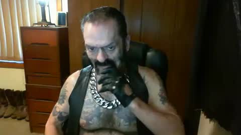 leathergreaser online show from January 11, 2025, 7:16 pm