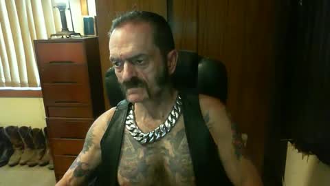 leathergreaser online show from February 13, 2025, 1:40 am
