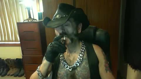 leathergreaser online show from September 15, 2025, 9:26 pm