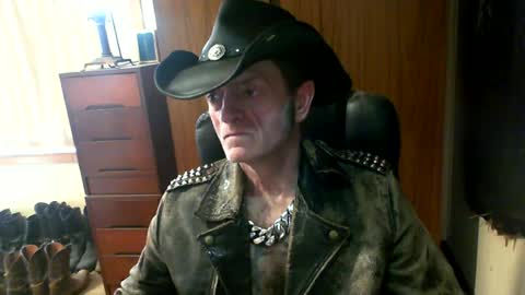 leathergreaser online show from July 20, 2026, 5:00 am