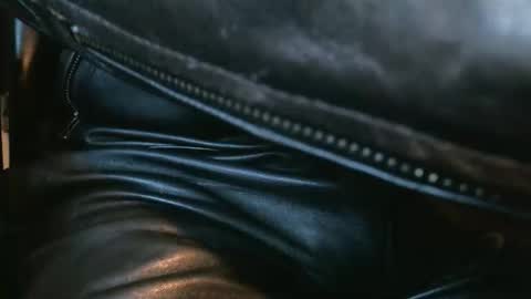 Leathermotocross online show from April 19, 2026, 6:10 pm