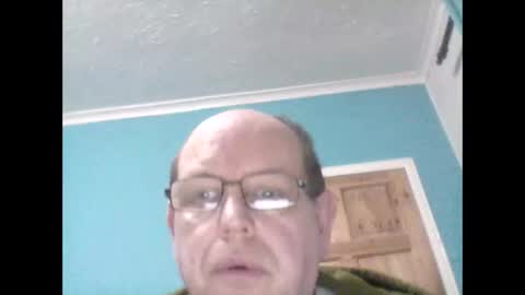Snapshot of leatherpants68 chatting on February 8, 2025, 9:15 pm leatherpants68 online show from February 8, 2025, 9:15 pm