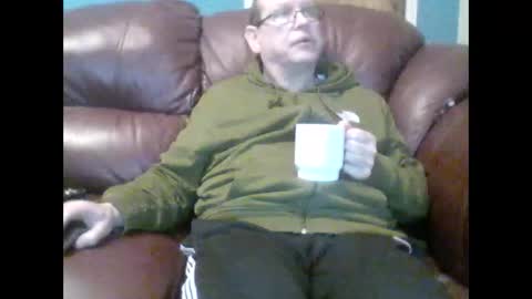 Snapshot of leatherpants68 chatting on November 18, 2025, 6:45 pm leatherpants68 online show from November 18, 2025, 6:45 pm