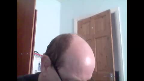 Snapshot of leatherpants68 chatting on November 25, 2025, 12:16 pm leatherpants68 online show from November 25, 2025, 12:16 pm