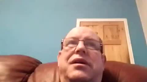 Snapshot of leatherpants68 chatting on December 1, 2025, 8:30 am leatherpants68 online show from December 1, 2025, 8:30 am