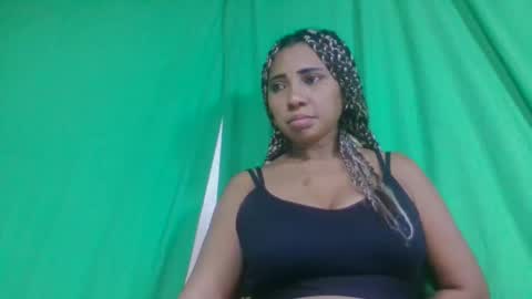 leatiana online show from February 19, 2026, 10:50 pm