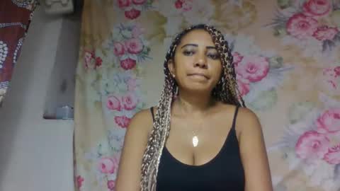 leatiana online show from March 22, 2026, 10:24 pm