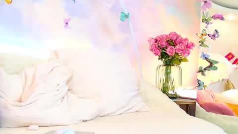 ledy mary online show from September 28, 2025, 8:47 pm