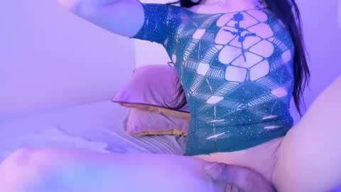 Leefoxx online show from March 3, 2025, 5:42 am