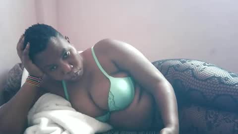 leekekee online show from October 27, 2025, 8:07 am