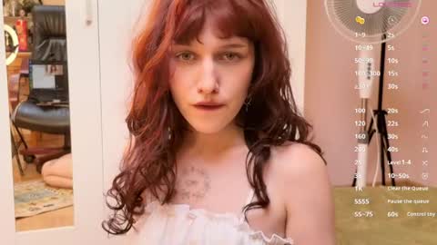 Snapshot of leelabubu chatting on June 8, 2026, 2:50 pm Lee online show from June 8, 2026, 2:50 pm