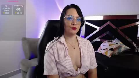 Snapshot of leelufox chatting on November 4, 2025, 1:48 am Leelu online show from November 4, 2025, 1:48 am