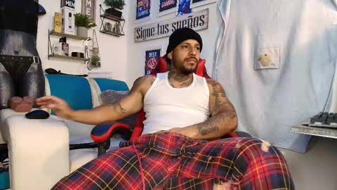 leenar_key online show from December 22, 2025, 12:57 pm