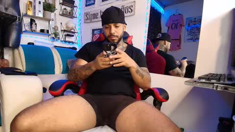 leenar_key online show from February 15, 2026, 10:47 am