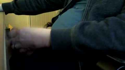 Snapshot of leffe84 chatting on January 21, 2025, 9:03 am leffe84 online show from January 21, 2025, 9:03 am