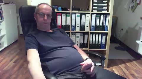 Dave online show from February 10, 2026, 3:27 pm