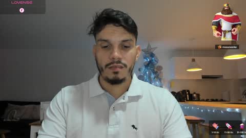 Snapshot of legolas_15 chatting on December 11, 2024, 1:58 am Alejandro online show from December 11, 2024, 1:58 am