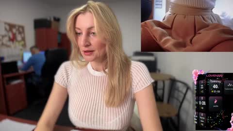 LegsLONG online show from January 3, 2025, 7:38 am