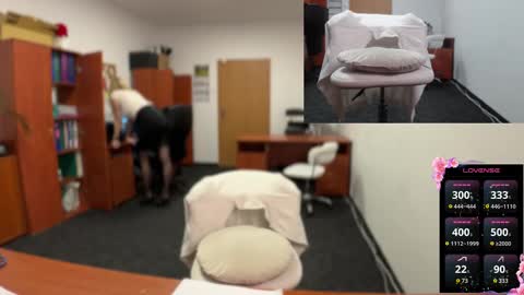 LegsLONG online show from February 20, 2025, 5:23 am