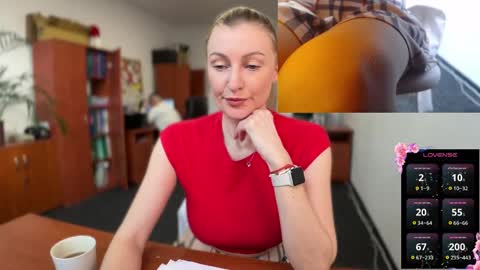 LegsLONG online show from February 26, 2025, 8:15 am