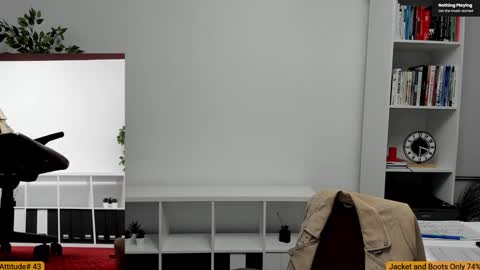 Elle  online show from October 1, 2025, 5:30 pm