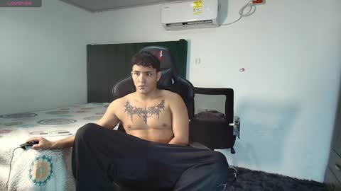  Lei  online show from January 23, 2025, 11:15 pm