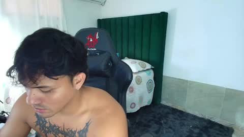 Snapshot of lei_77 chatting on March 1, 2026, 9:28 pm Lei online show from March 1, 2026, 9:28 pm