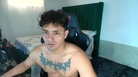 Snapshot of lei_77 chatting on May 1, 2026, 7:07 pm Lei online show from May 1, 2026, 7:07 pm