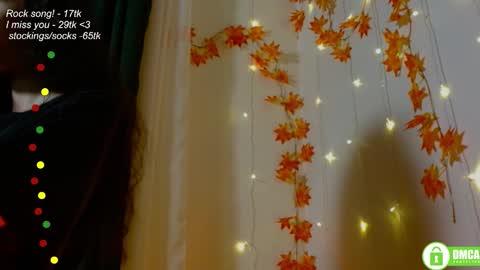 hey Im Leia and I love rock  online show from November 22, 2025, 8:19 pm