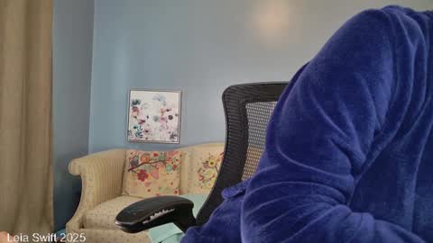 Leia Swift online show from January 12, 2025, 2:09 pm